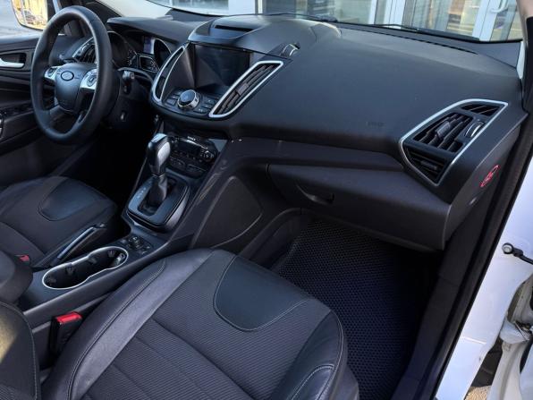 Ford Kuga II с пробегом 2013 года, цена 999 000 рублей, 215000 км, внедорожник, Автокод Объявления