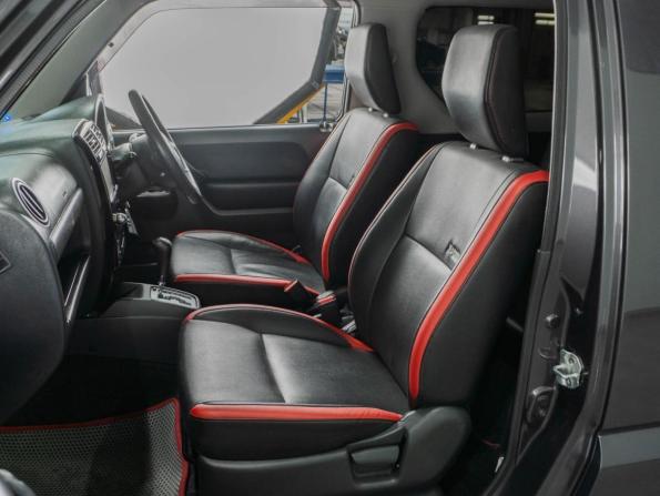 Suzuki Jimny III Рестайлинг 2 с пробегом 2013 года, цена 1 349 000 рублей, 51139 км, внедорожник, Автокод Объявления