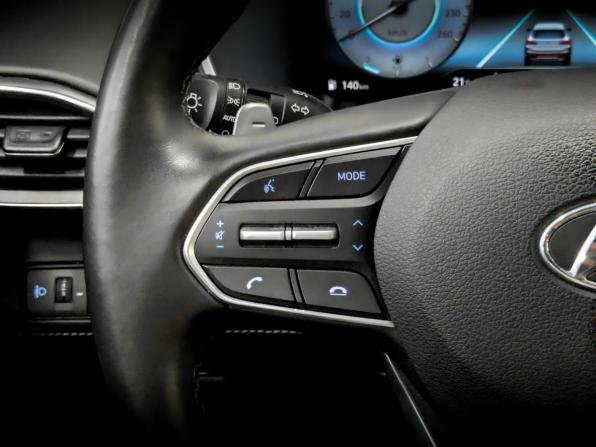 Hyundai Santa Fe IV Рестайлинг с пробегом 2022 года, цена 4 040 000 рублей, 36618 км, внедорожник, Автокод Объявления