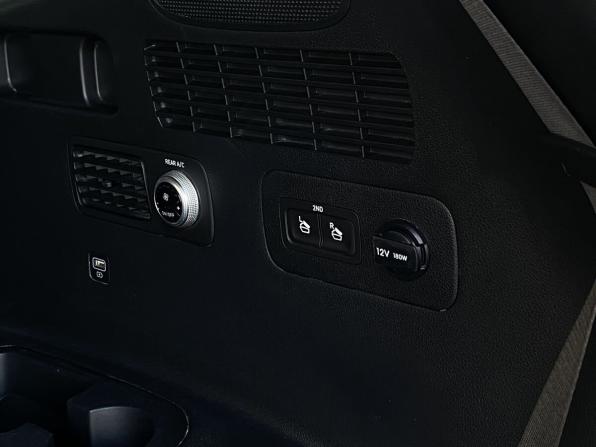 Hyundai Santa Fe IV Рестайлинг с пробегом 2021 года, цена 4 199 000 рублей, 75845 км, внедорожник, Автокод Объявления