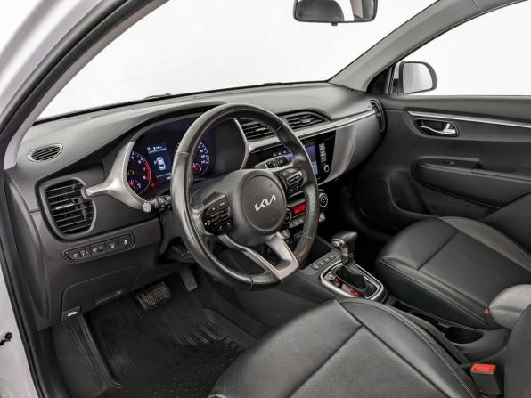 Kia Rio IV Рестайлинг с пробегом 2021 года, цена 1 650 000 рублей, 53811 км, седан, Автокод Объявления