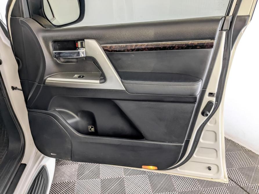Toyota Land Cruiser 200 Series Рестайлинг 1 Москва  - изображение 26