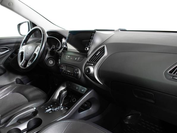 Hyundai ix35 I Рестайлинг с пробегом 2015 года, цена 1 099 000 рублей, 205000 км, внедорожник, Автокод Объявления