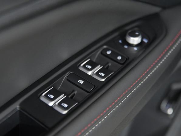 Geely Tugella I Рестайлинг с пробегом 2023 года, цена 2 890 000 рублей, 48487 км, внедорожник, Автокод Объявления