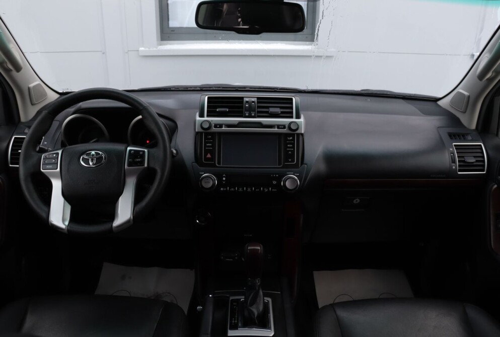 Toyota Land Cruiser Prado 150 Series Рестайлинг 1 Нижний Новгород  - изображение 13