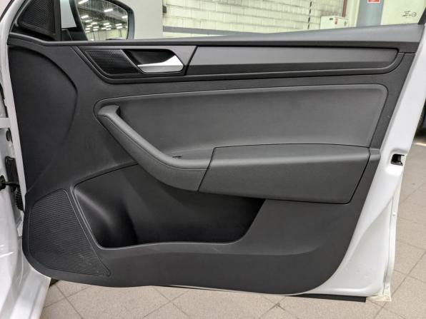 Volkswagen Polo VI с пробегом 2021 года, цена 1 590 000 рублей, 47919 км, лифтбек, Автокод Объявления