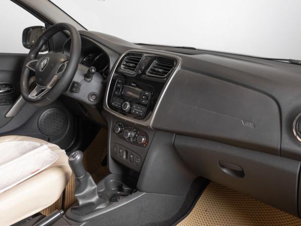 Renault Logan II Рестайлинг с пробегом 2020 года, цена 1 030 000 рублей, 88320 км, седан, Автокод Объявления