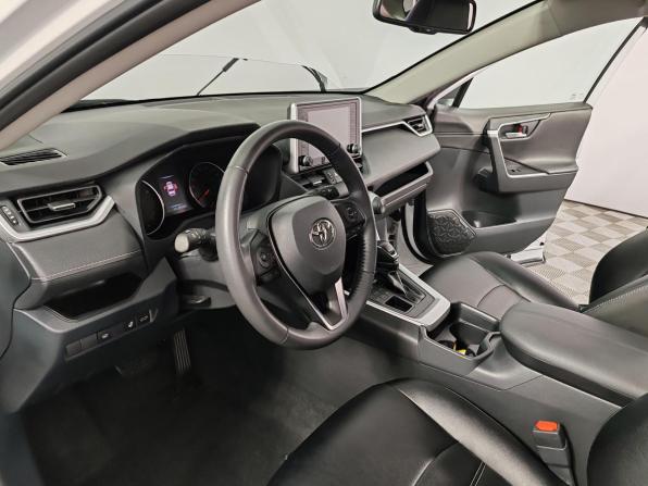 Toyota RAV4 V (XA50) с пробегом 2021 года, цена 3 499 000 рублей, 59575 км, внедорожник, Автокод Объявления