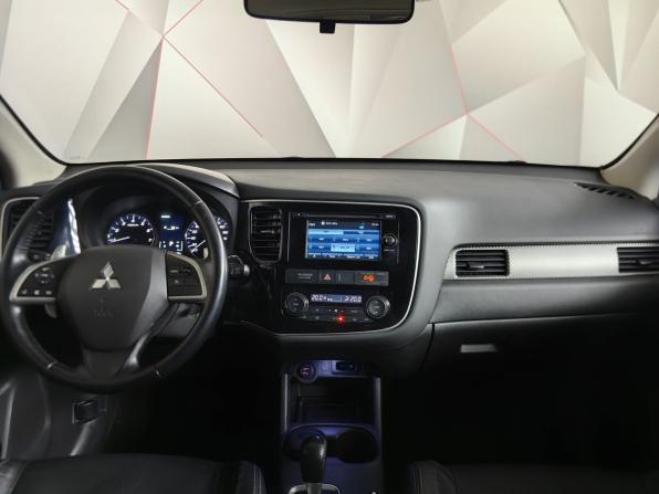 Mitsubishi Outlander III с пробегом 2013 года, цена 1 799 000 рублей, 152912 км, внедорожник, Автокод Объявления