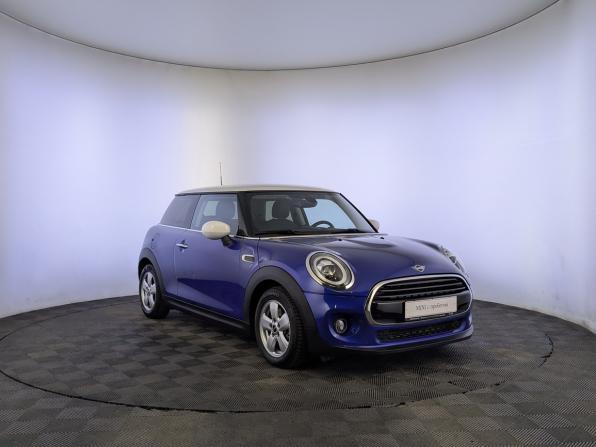 Mini Hatch III (F55/F56) Рестайлинг с пробегом 2021 года, цена 2 350 000 рублей, 54969 км, хэтчбек, Автокод Объявления