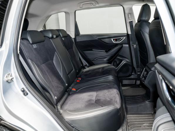 Subaru Forester V Рестайлинг с пробегом 2021 года, цена 3 440 000 рублей, 16810 км, внедорожник, Автокод Объявления
