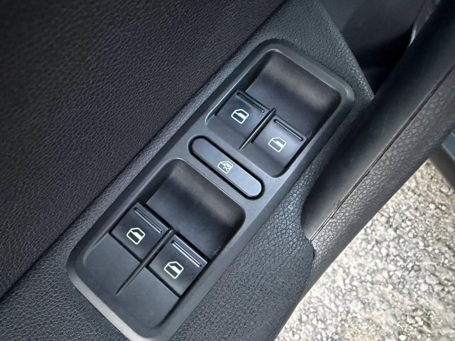 Skoda Yeti I Рестайлинг Санкт-Петербург  - изображение 16