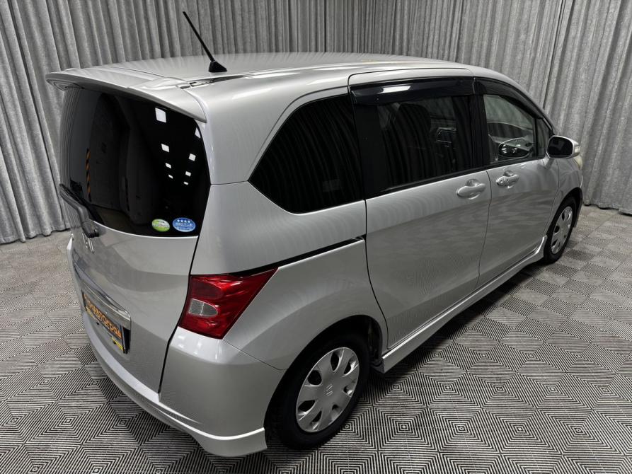 Honda Freed I Стерлитамак  - изображение 15