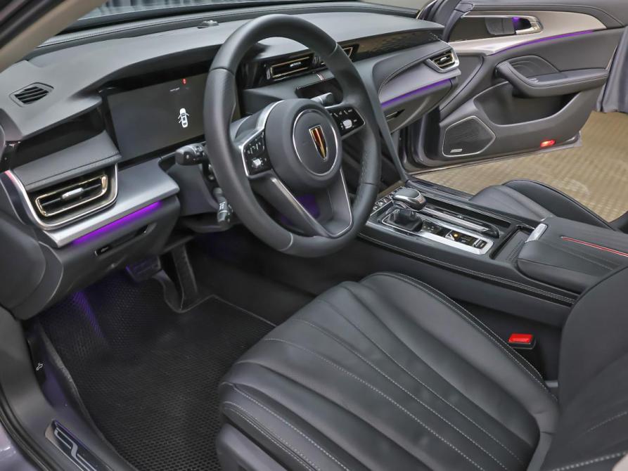 Hongqi H5 II Москва  - изображение 16