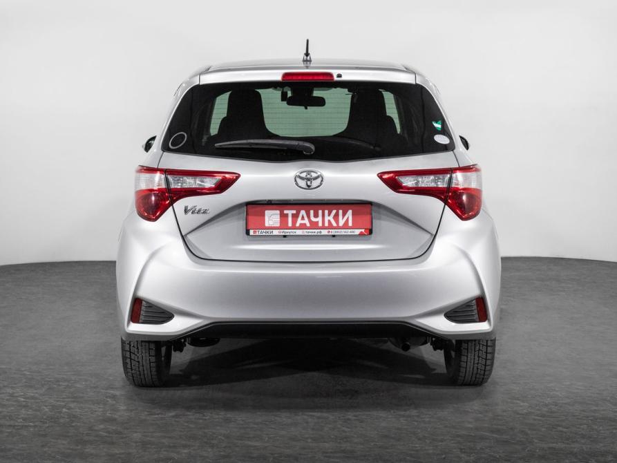 Toyota Vitz III (XP130) Рестайлинг 2 Иркутск  - изображение 4