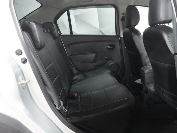 Renault Logan II Рестайлинг с пробегом 2021 года, цена 1 275 000 рублей, 82940 км, седан, Автокод Объявления