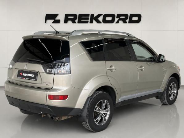 Mitsubishi Outlander II с пробегом 2008 года, цена 859 000 рублей, 323564 км, внедорожник, Автокод Объявления