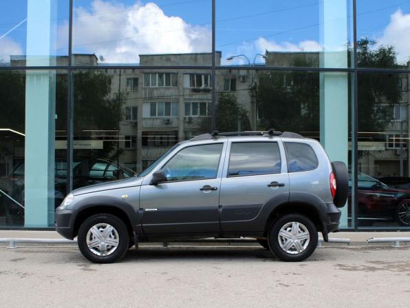 Chevrolet Niva I Рестайлинг с пробегом 2017 года, цена 750 000 рублей, 89500 км, внедорожник, Автокод Объявления