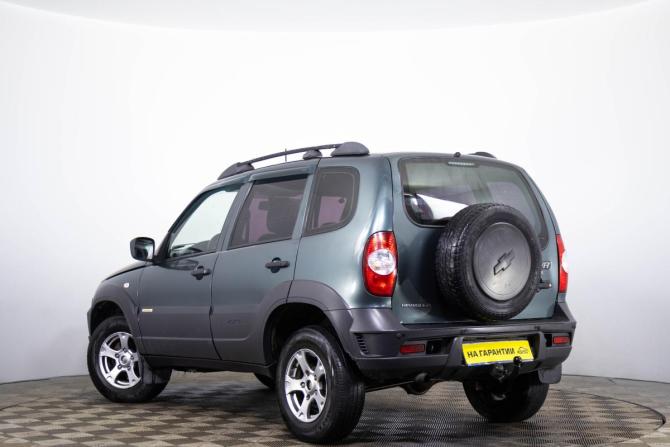 Chevrolet Niva I Рестайлинг с пробегом 2016 года, цена 669 000 рублей, 168000 км, внедорожник, Автокод Объявления