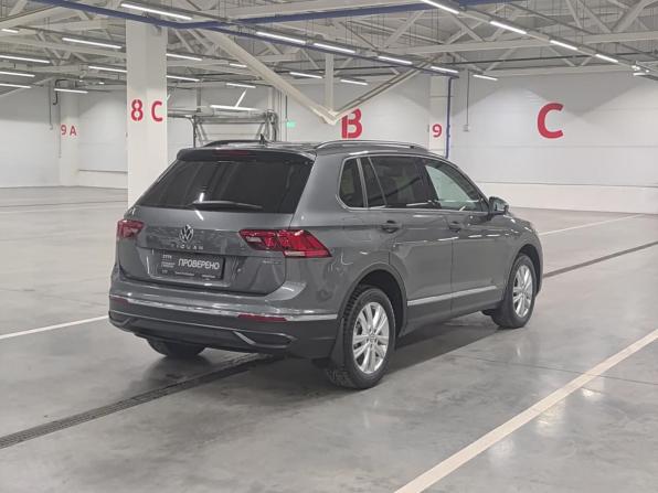 Volkswagen Tiguan II Рестайлинг с пробегом 2021 года, цена 2 599 000 рублей, 86038 км, внедорожник, Автокод Объявления
