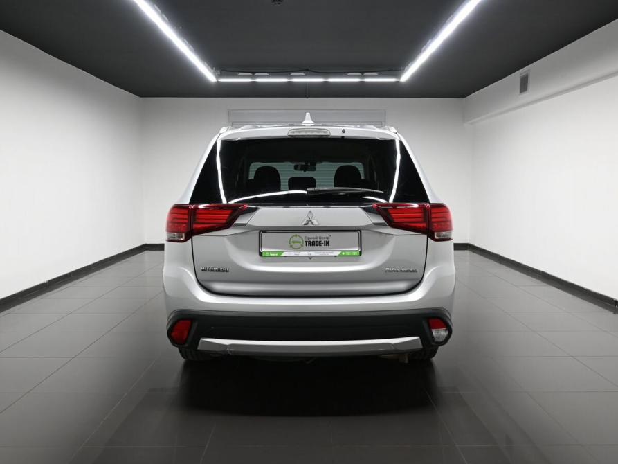 Mitsubishi Outlander III Рестайлинг 2 Тверь  - изображение 4