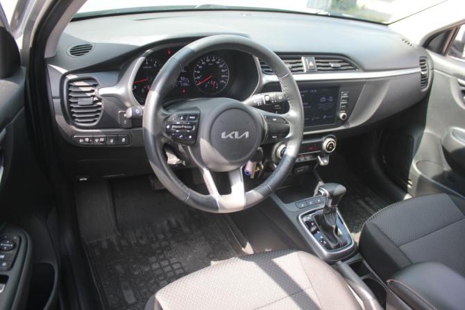 Kia Rio IV Рестайлинг с пробегом 2021 года, цена 1 790 000 рублей, 57205 км, хэтчбек, Автокод Объявления