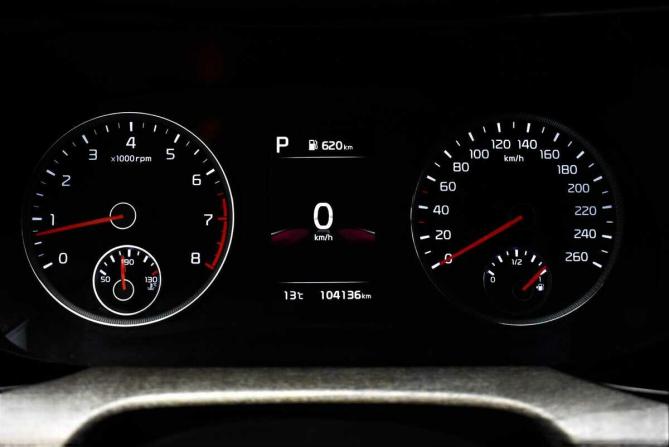 Kia K5 III с пробегом 2022 года, цена 2 675 000 рублей, 104136 км, седан, Автокод Объявления
