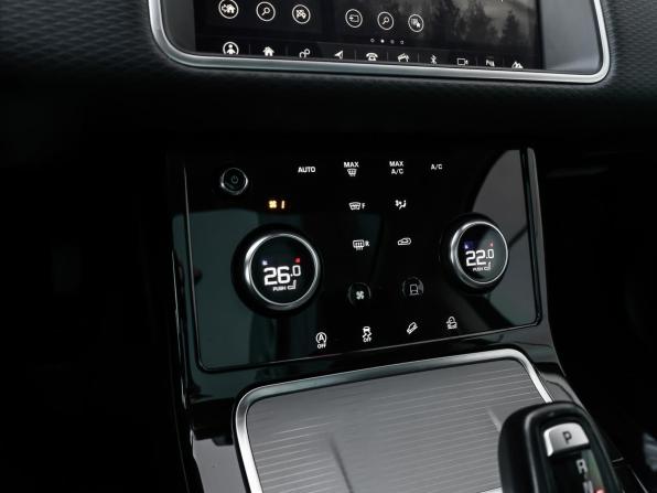 Land Rover Range Rover Evoque II с пробегом 2019 года, цена 3 298 000 рублей, 105132 км, внедорожник, Автокод Объявления