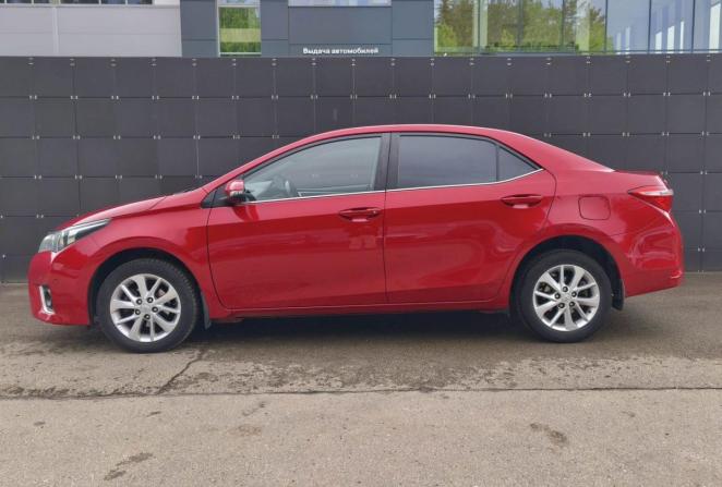 Toyota Corolla XI (E160 E170 E180) с пробегом 2013 года, цена 1 630 000 рублей, 110850 км, седан, Автокод Объявления