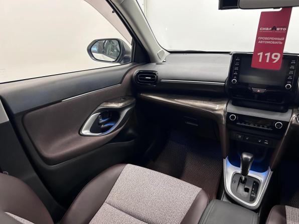 Toyota Yaris IV с пробегом 2020 года, цена 1 849 000 рублей, 51567 км, хэтчбек, Автокод Объявления