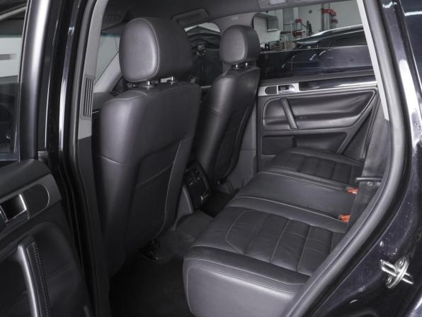 Volkswagen Touareg I Рестайлинг с пробегом 2006 года, цена 790 000 рублей, 244871 км, внедорожник, Автокод Объявления