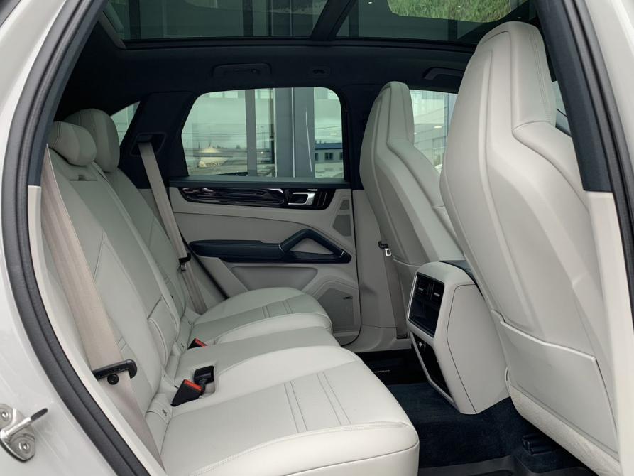 Porsche Cayenne III Москва  - изображение 32