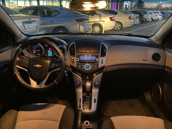 Chevrolet Cruze I Рестайлинг с пробегом 2013 года, цена 455 000 рублей, 285000 км, седан, Автокод Объявления