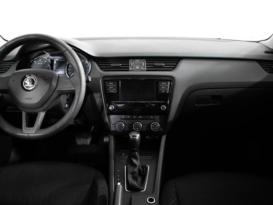 Skoda Octavia III (A7) Рестайлинг Москва  - изображение 11