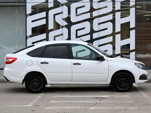 Lada (ВАЗ) Granta I Рестайлинг с пробегом 2020 года, цена 736 700 рублей, 68224 км, лифтбек, Автокод Объявления