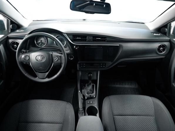 Toyota Corolla XI (E160 E170 E180) Рестайлинг 1 с пробегом 2016 года, цена 1 785 000 рублей, 134064 км, седан, Автокод Объявления