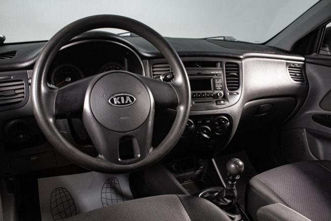 Kia Rio II Рестайлинг с пробегом 2010 года, цена 819 000 рублей, 97000 км, седан, Автокод Объявления