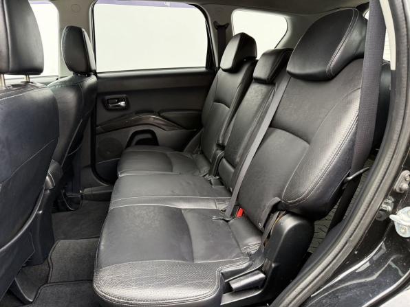 Mitsubishi Outlander II с пробегом 2007 года, цена 805 000 рублей, 375883 км, внедорожник, Автокод Объявления