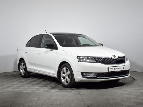 Skoda Rapid I Рестайлинг с пробегом 2017 года, цена 900 000 рублей, 220271 км, лифтбек, Автокод Объявления