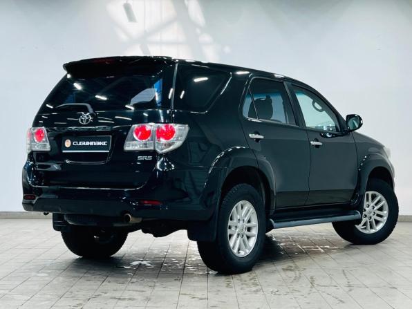 Toyota Fortuner I Рестайлинг 2 с пробегом 2013 года, цена 2 735 000 рублей, 182668 км, внедорожник, Автокод Объявления