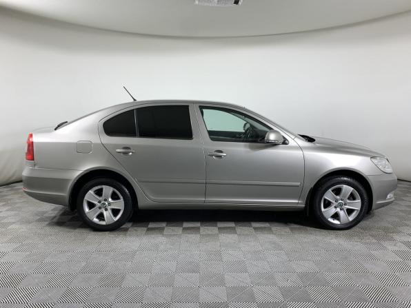 Skoda Octavia II (A5) Рестайлинг с пробегом 2012 года, цена 1 042 000 рублей, 110726 км, лифтбек, Автокод Объявления