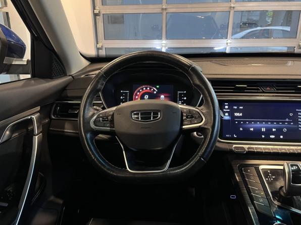 Geely Atlas Pro с пробегом 2022 года, цена 1 880 000 рублей, 120655 км, внедорожник, Автокод Объявления