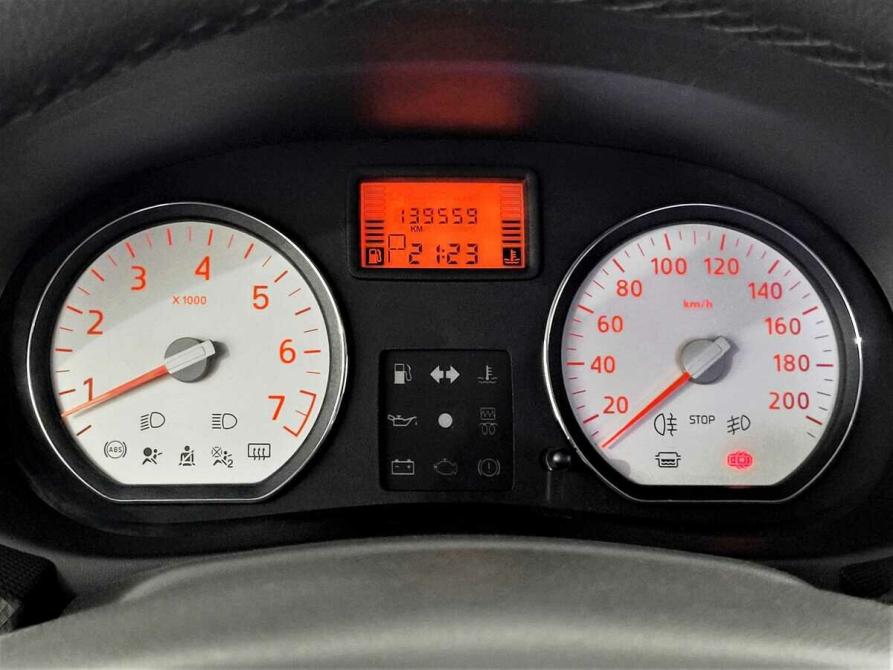 Renault Logan I Рестайлинг Москва  - изображение 6