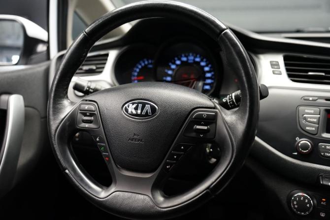 Kia Ceed II с пробегом 2014 года, цена 1 288 000 рублей, 68100 км, хэтчбек, Автокод Объявления