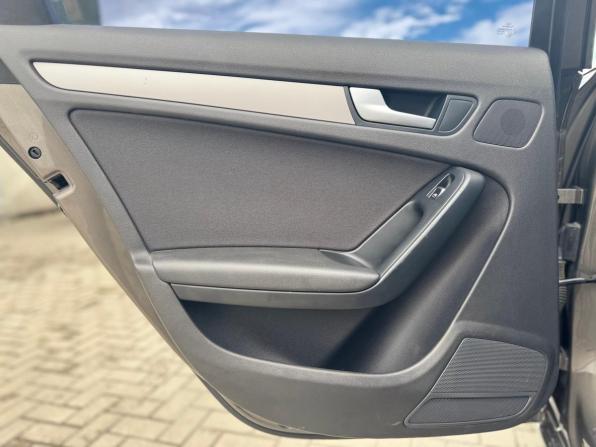 Audi A4 IV (B8) Рестайлинг с пробегом 2013 года, цена 1 550 000 рублей, 122000 км, седан, Автокод Объявления