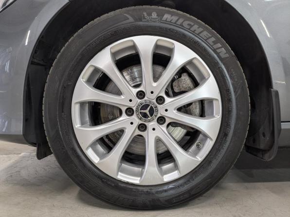 Mercedes-Benz E-Класс V (W213 S213 C238) с пробегом 2018 года, цена 3 490 000 рублей, 73606 км, седан, Автокод Объявления