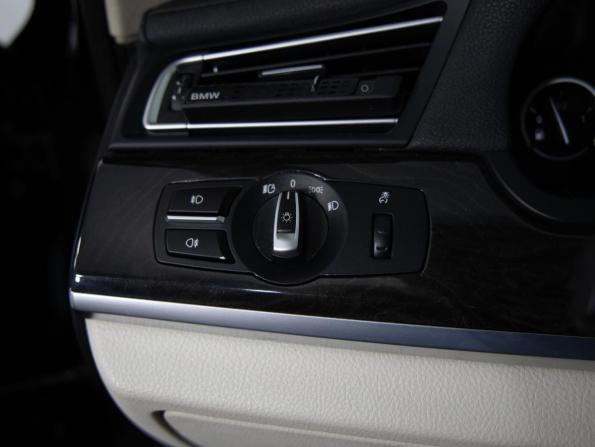 BMW 7 серии V (F01/F02/F04) Рестайлинг с пробегом 2012 года, цена 2 500 000 рублей, 192960 км, седан, Автокод Объявления