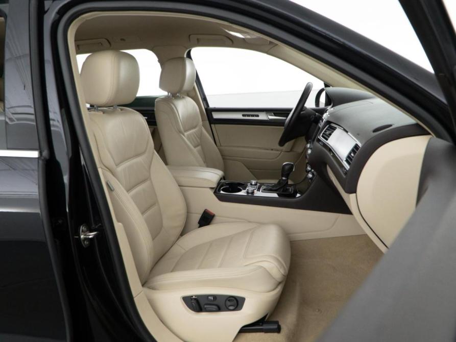 Volkswagen Touareg II Рестайлинг Москва  - изображение 8
