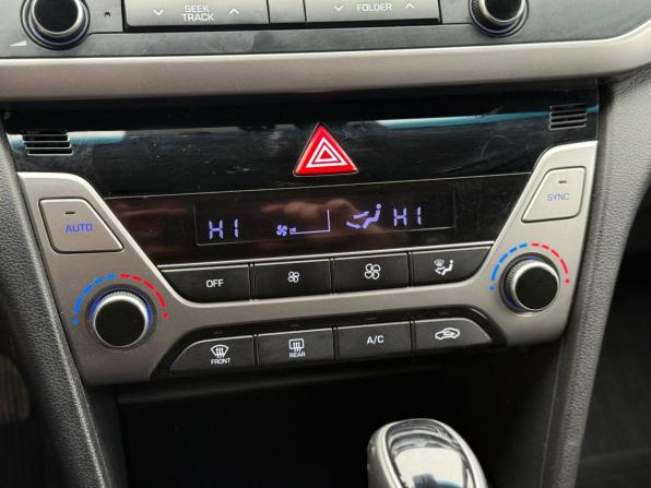 Hyundai Elantra VI (AD) с пробегом 2018 года, цена 1 420 000 рублей, 128375 км, седан, Автокод Объявления