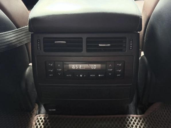 Toyota Land Cruiser 200 Series Рестайлинг 2 с пробегом 2016 года, цена 5 249 000 рублей, 303953 км, внедорожник, Автокод Объявления
